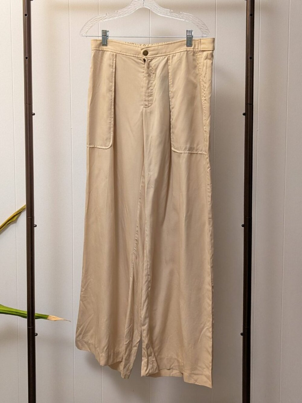 Banana Republic Wide Leg Tencel Pants Cream Beige Size M NWT